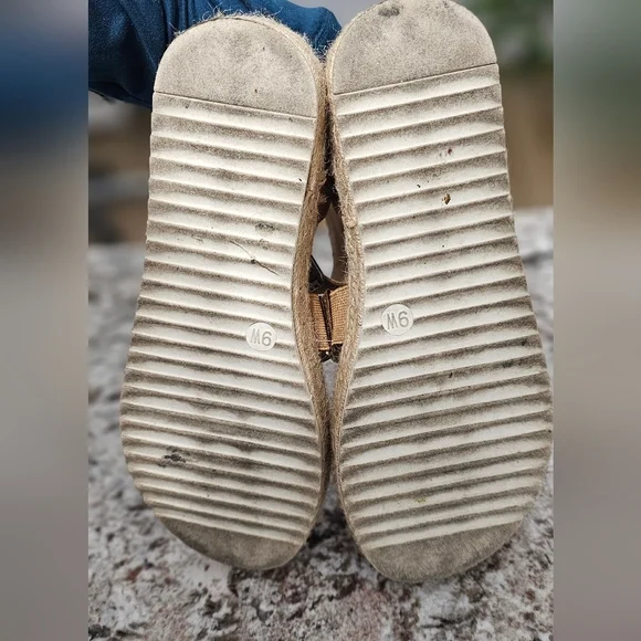 Universal Thread Size 9W - Picture 3 of 4